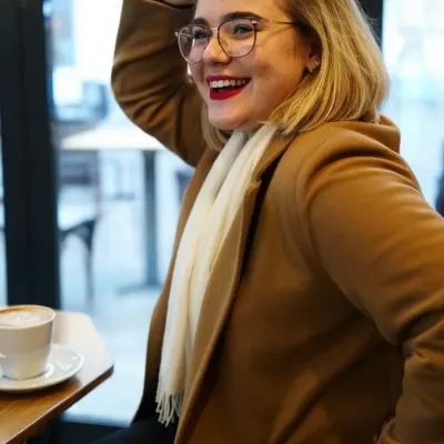 Аделина, 28